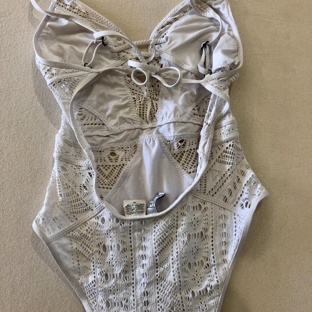 BECCA swimsuit - Picture 3 of 3